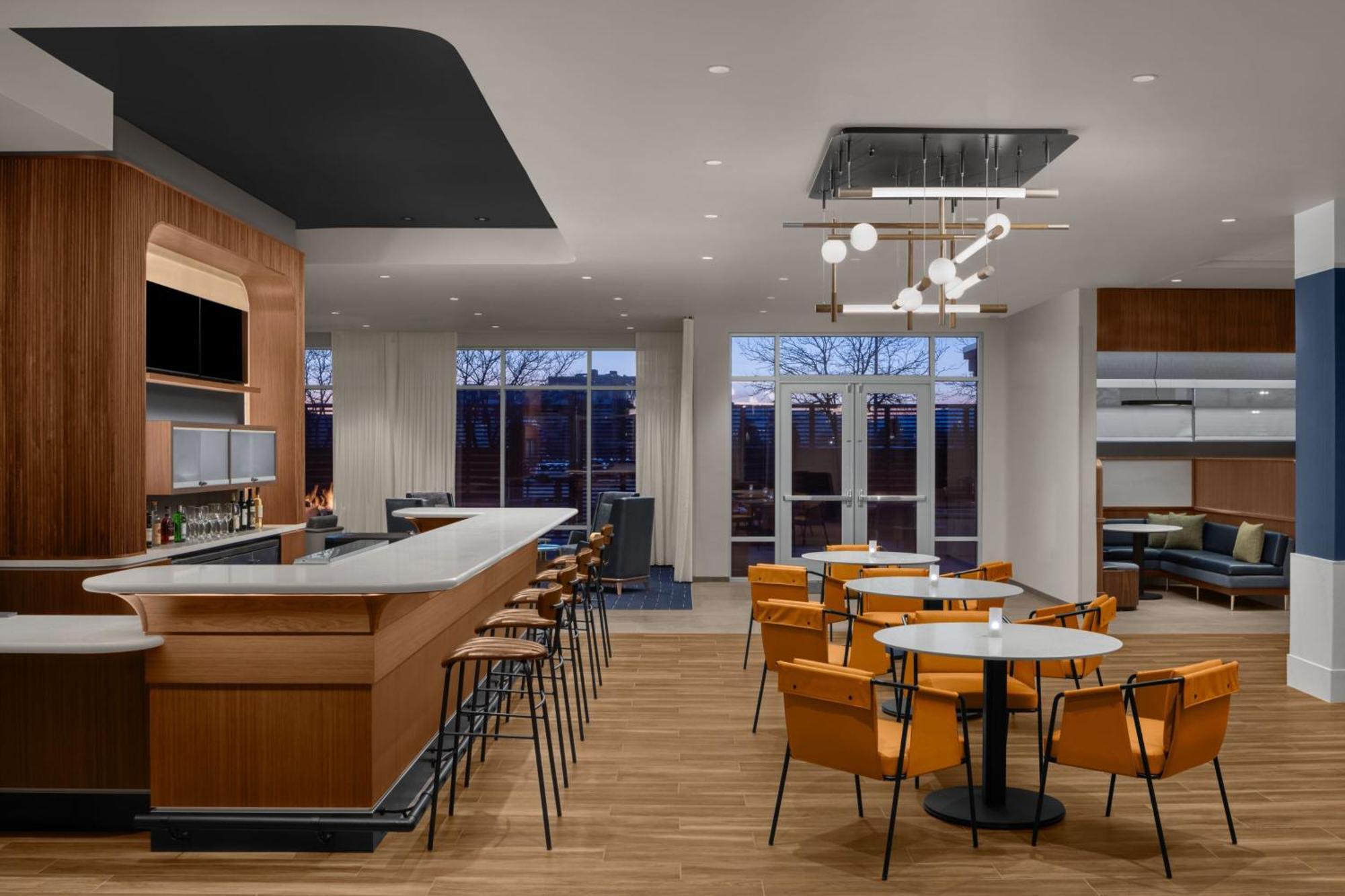 Courtyard By Marriott Orem University Place Exterior photo